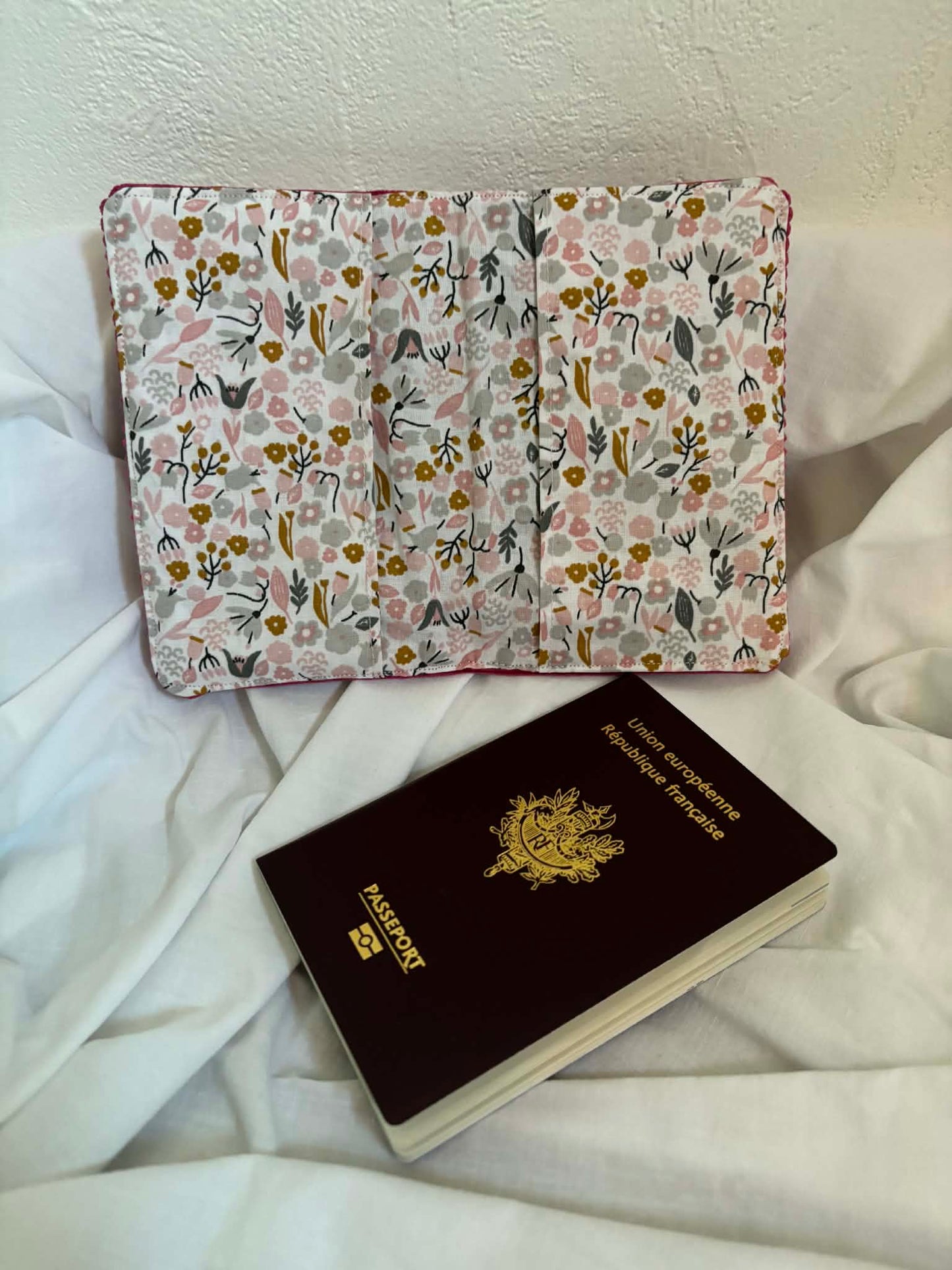 🛂 Protège-passeport personnalisable