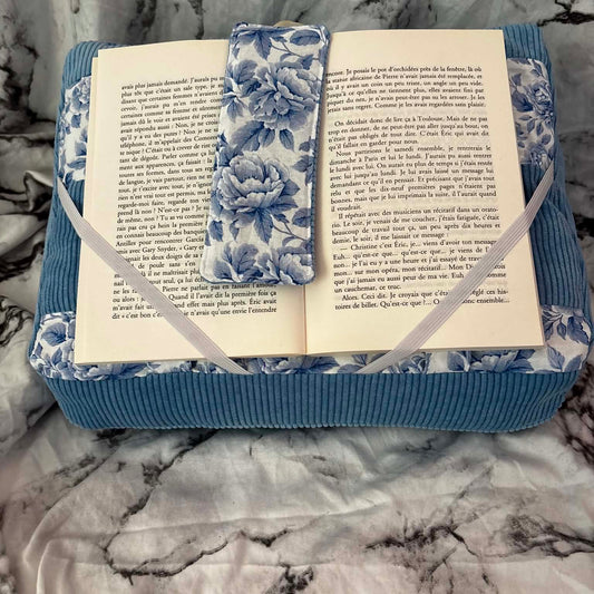 Coussin de lecture et marque page