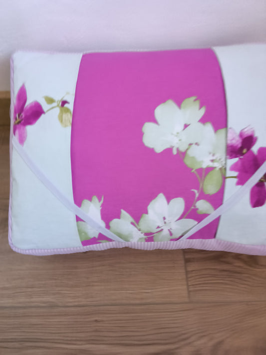Coussin de lecture floral